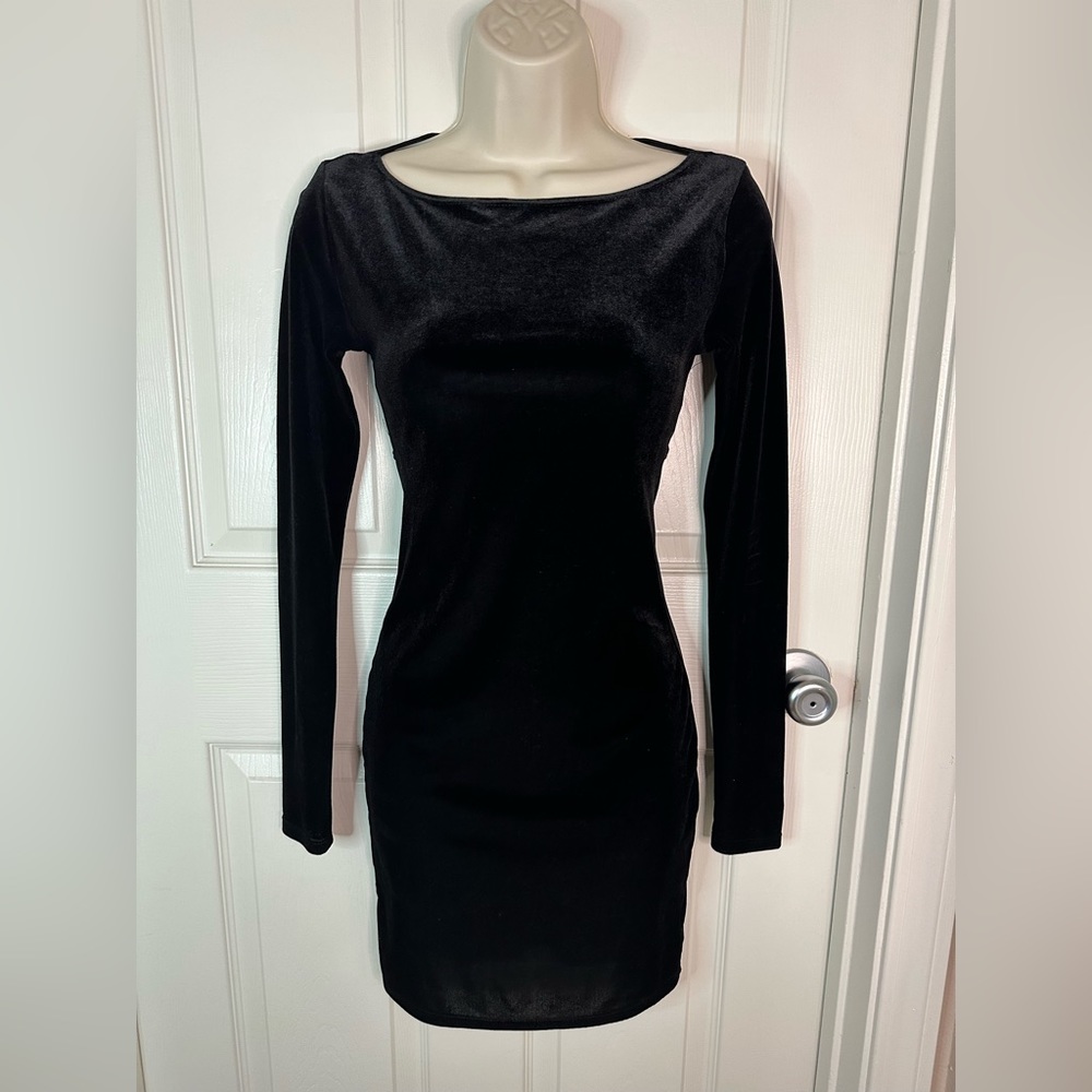 NYMPHE black crushed velvet dress
